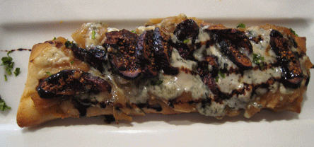 Boca06 Cola: Caramelized Onions, Figs, Cabrales, Balsamic Reduction