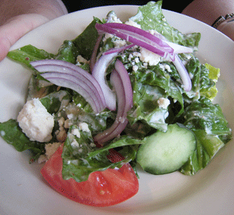 Yanni10 A fresh and delicious Greek salad