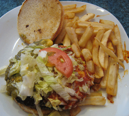 Quesada's green chile cheeseburger