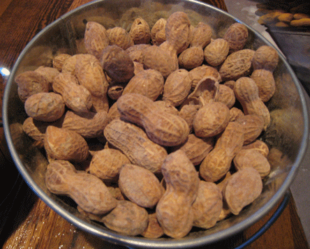A complementary bucket of peanuts means you might not order appetizers